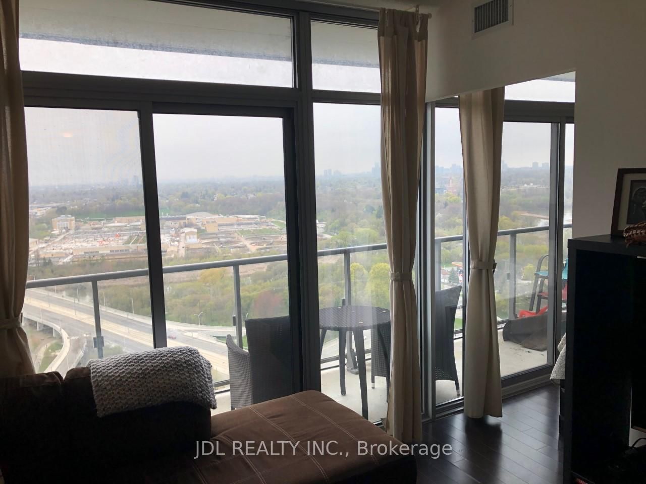 105 The Queensway Avenue, Unit 2404 - Photo 16