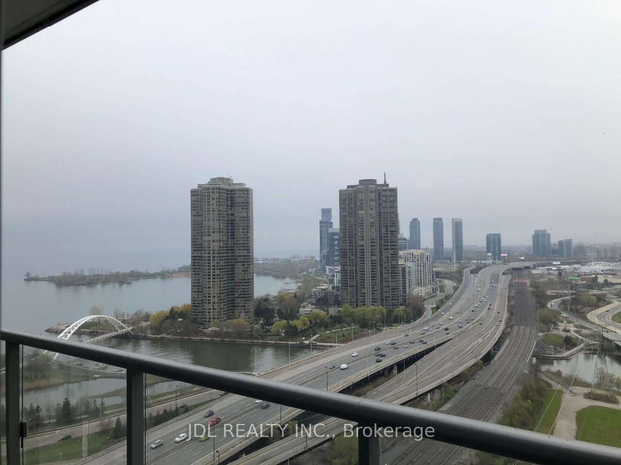 105 The Queensway Avenue, Unit 2404 - Photo 18
