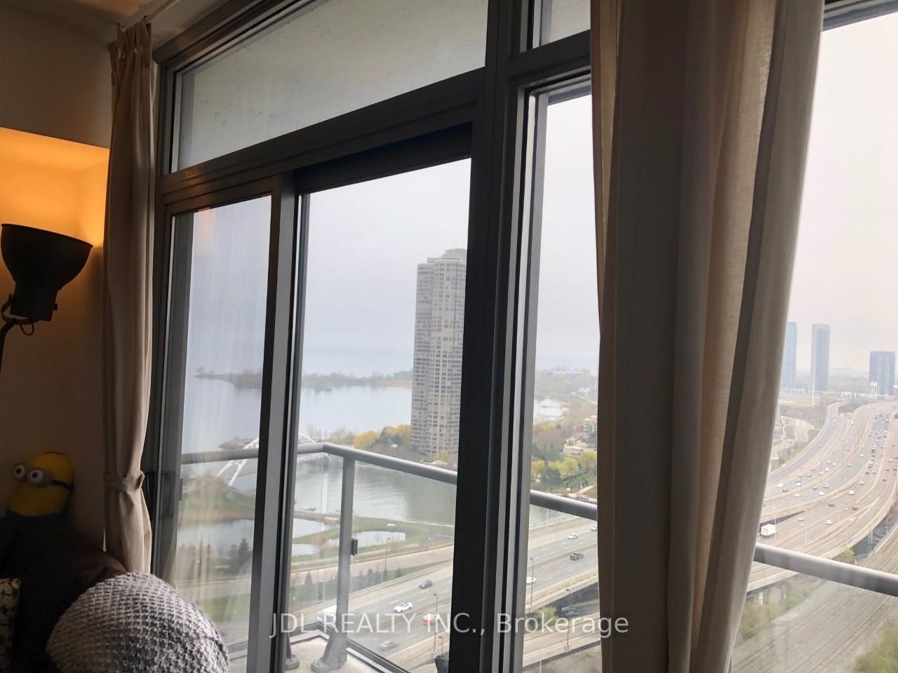 105 The Queensway Avenue, Unit 2404 - Photo 8
