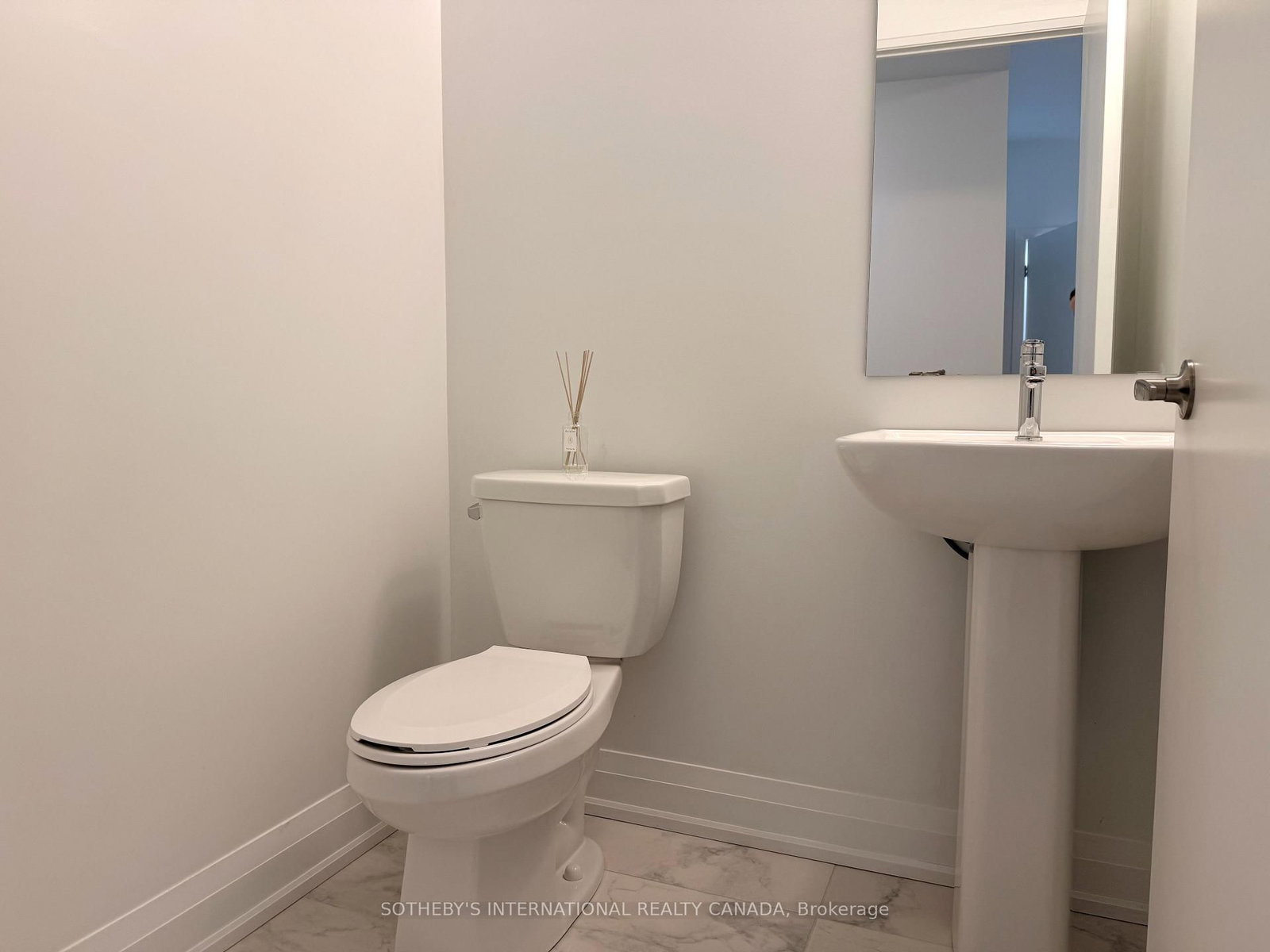 1035 Southdown Road, Unit 212 - Photo 10