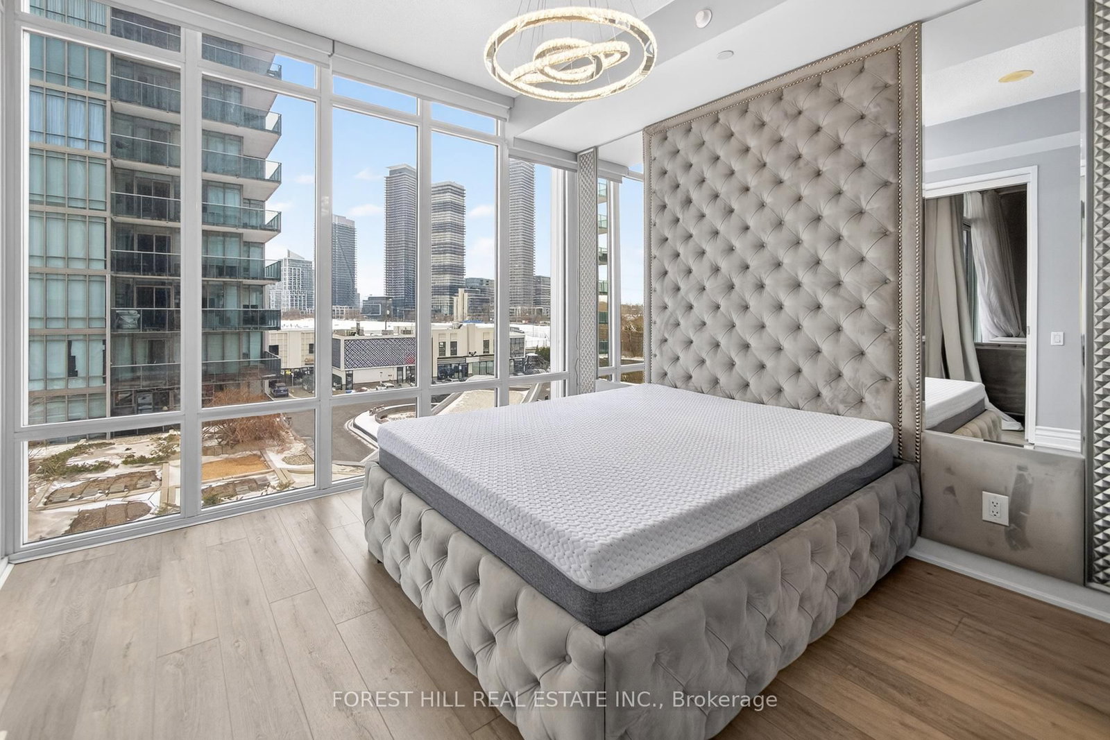 88 Park Lawn Road, Unit 509 - Photo 10