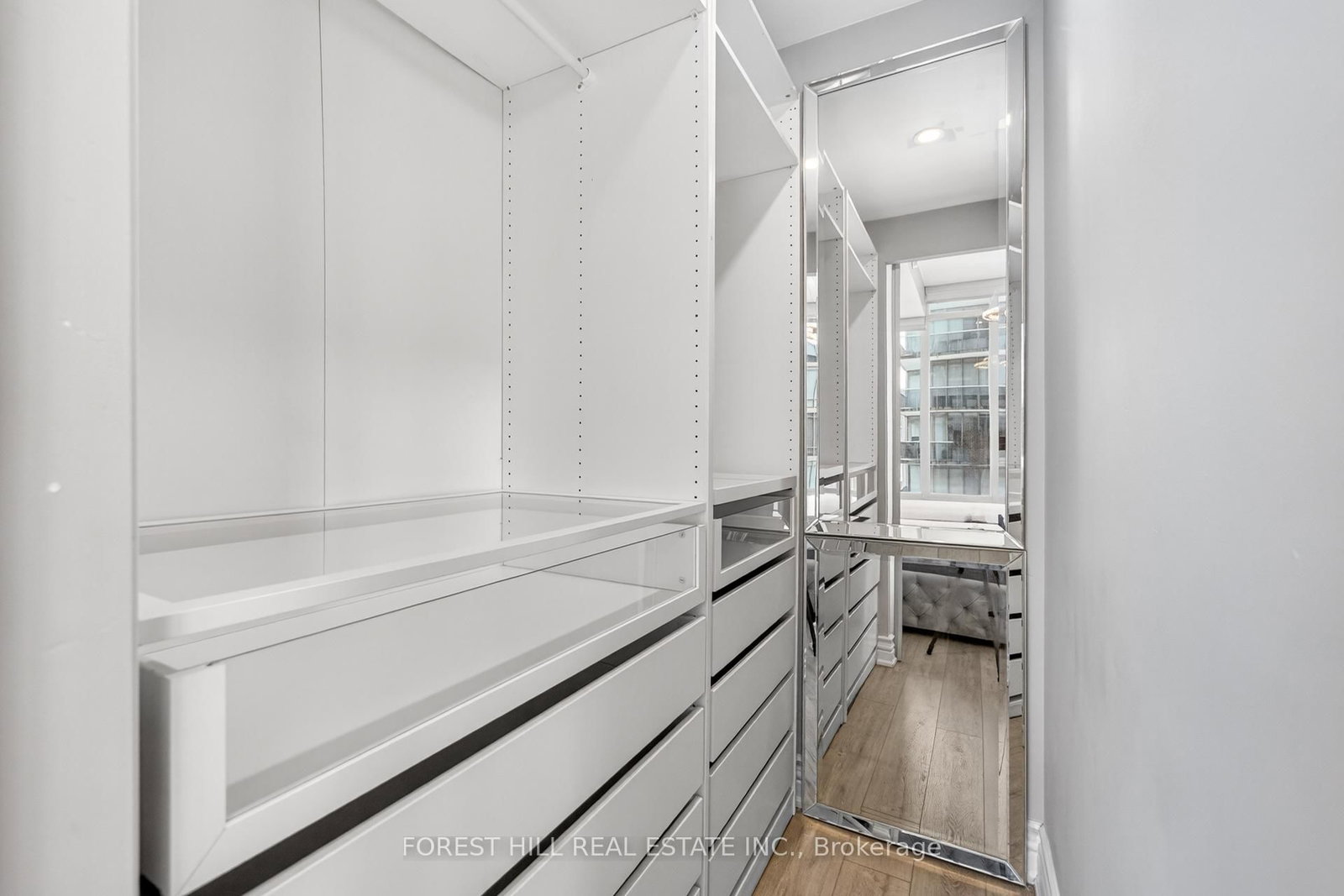 88 Park Lawn Road, Unit 509 - Photo 12