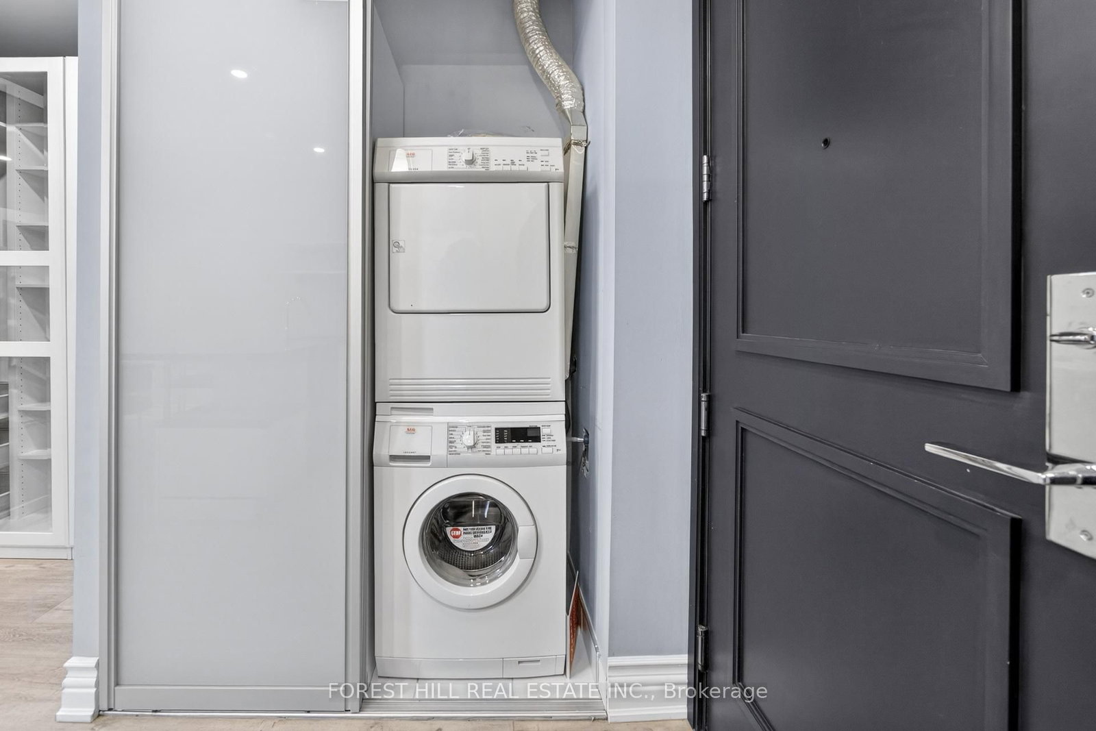 88 Park Lawn Road, Unit 509 - Photo 15