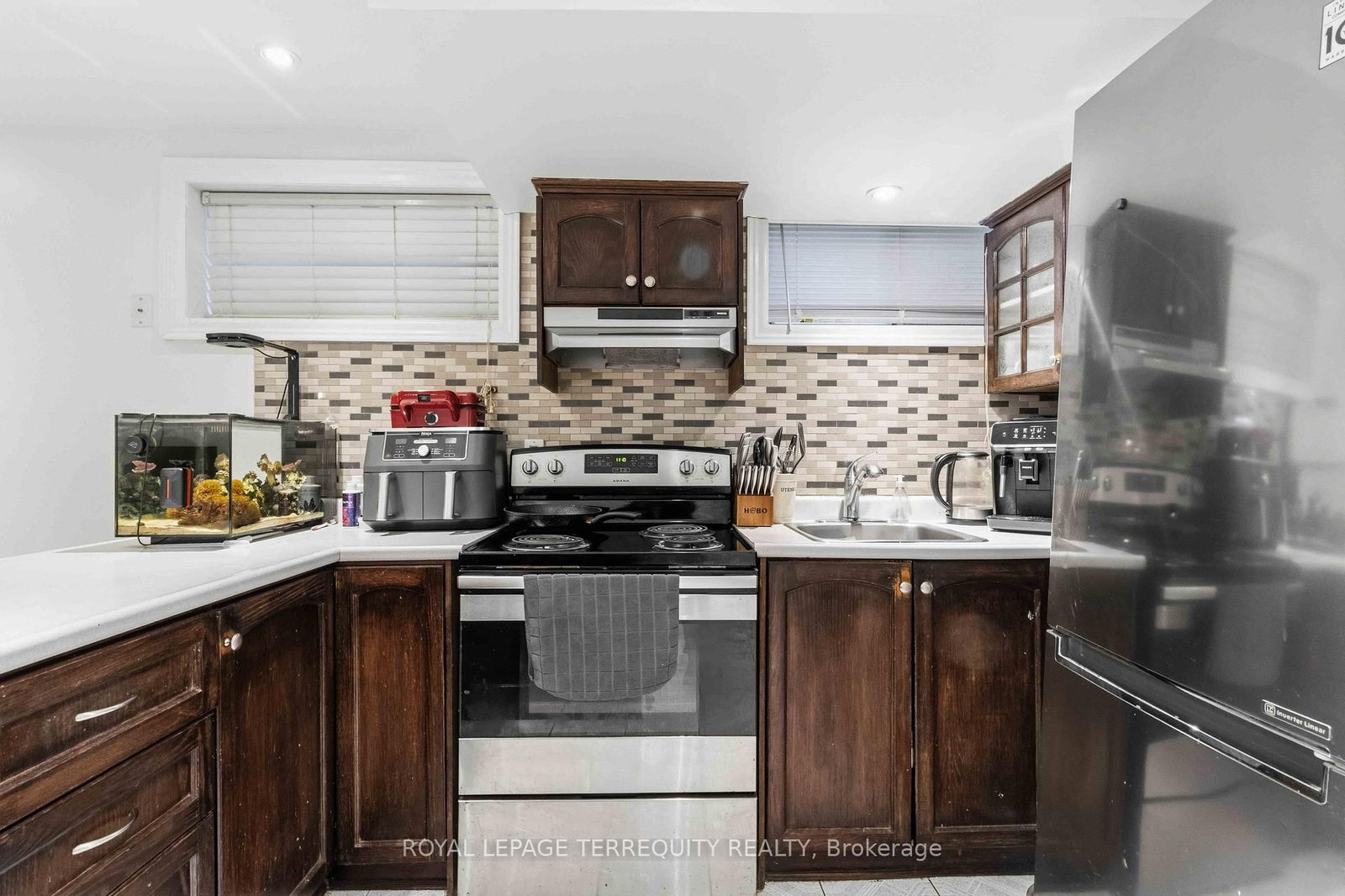 41 Lacey Avenue, Unit Bsmt - Photo 8