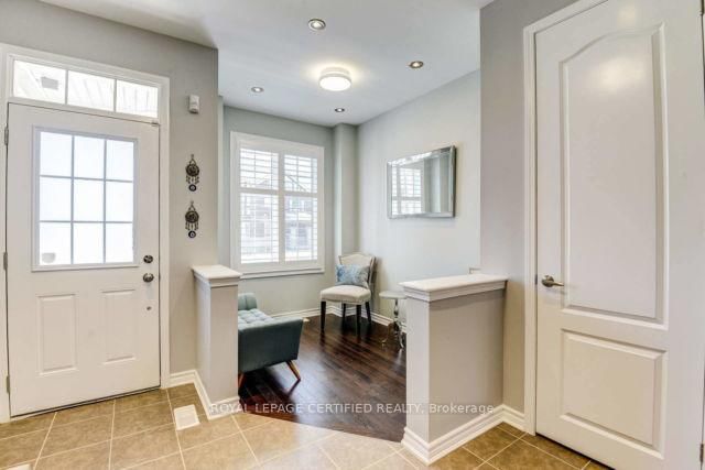 1506 Clitherow St, Milton, L9E 0B1 | Image 3