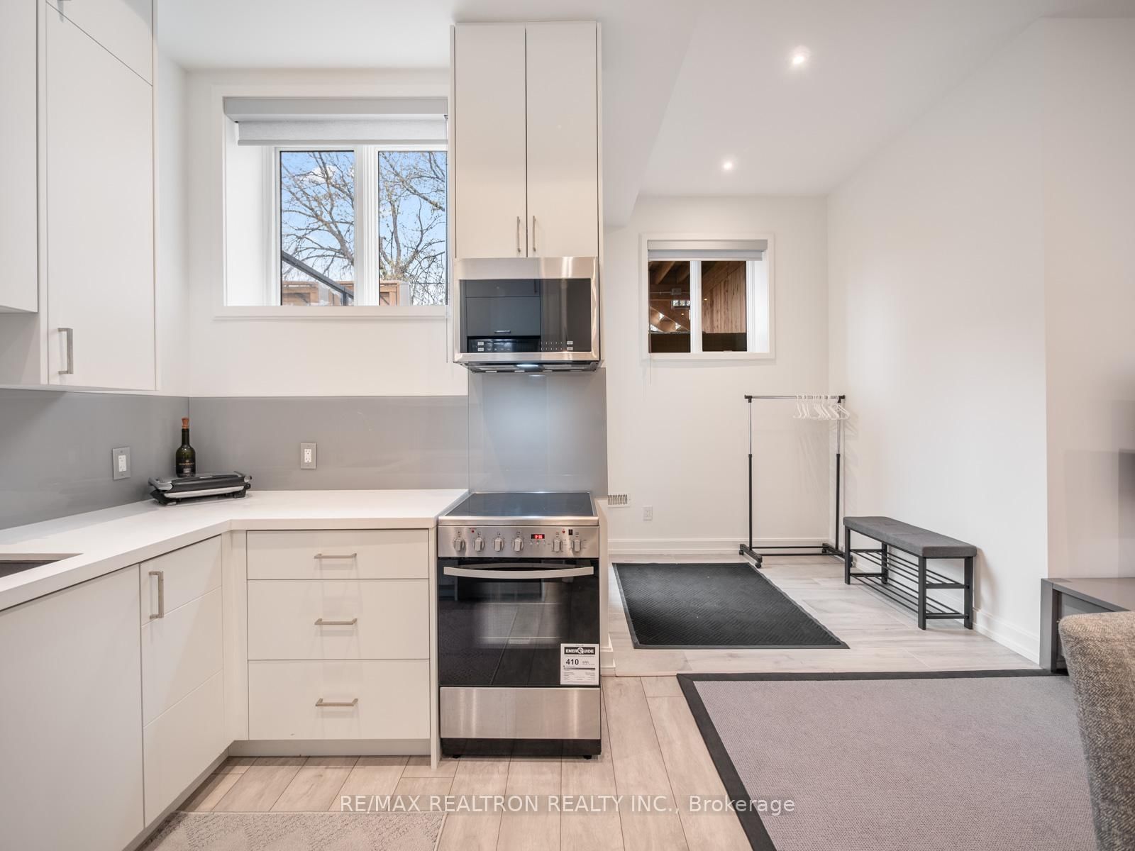 10 Katherine Road, Unit Lower - Photo 25