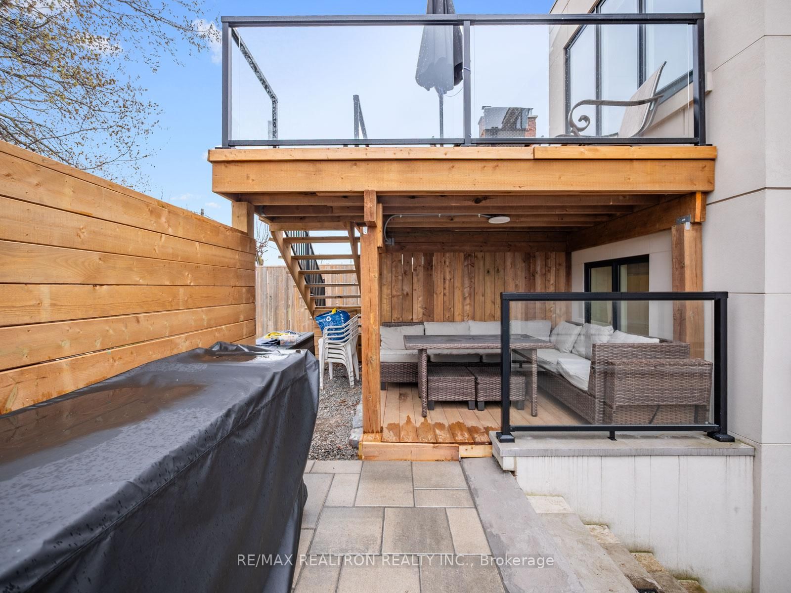 10 Katherine Road, Unit Lower - Photo 33