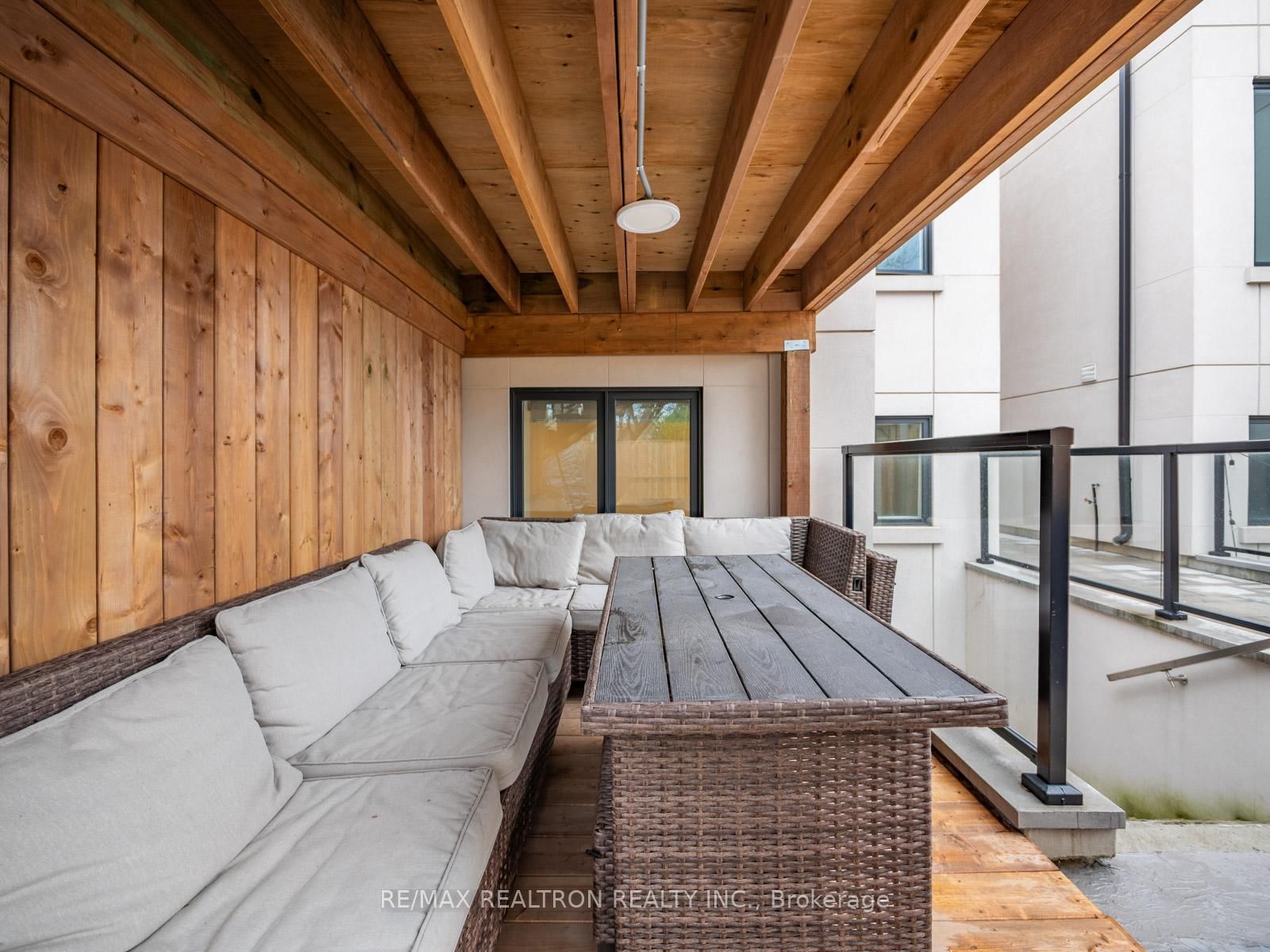 10 Katherine Road, Unit Lower - Photo 34