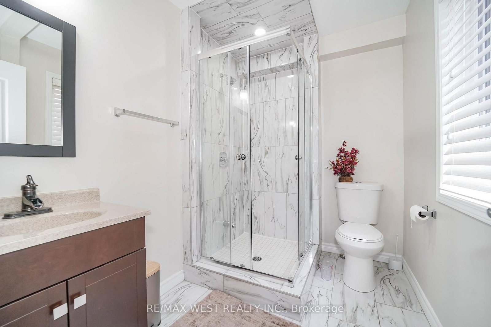 7 Aldersgate Drive - Photo 10