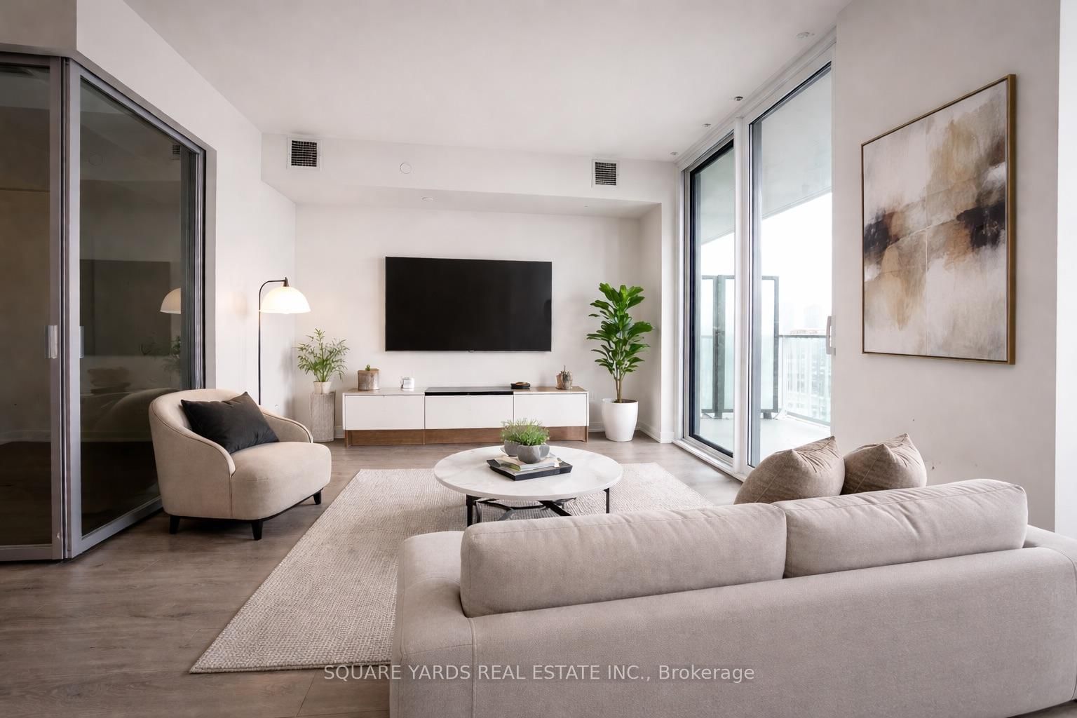 1 Fairview Road E, Unit 2408