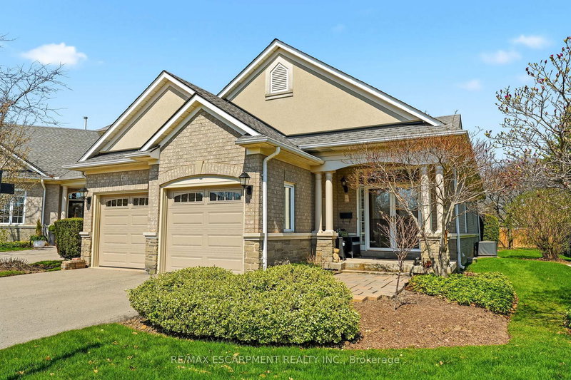 4172 STONEBRIDGE Cres, Burlington, L7M 4N2 | Image 2