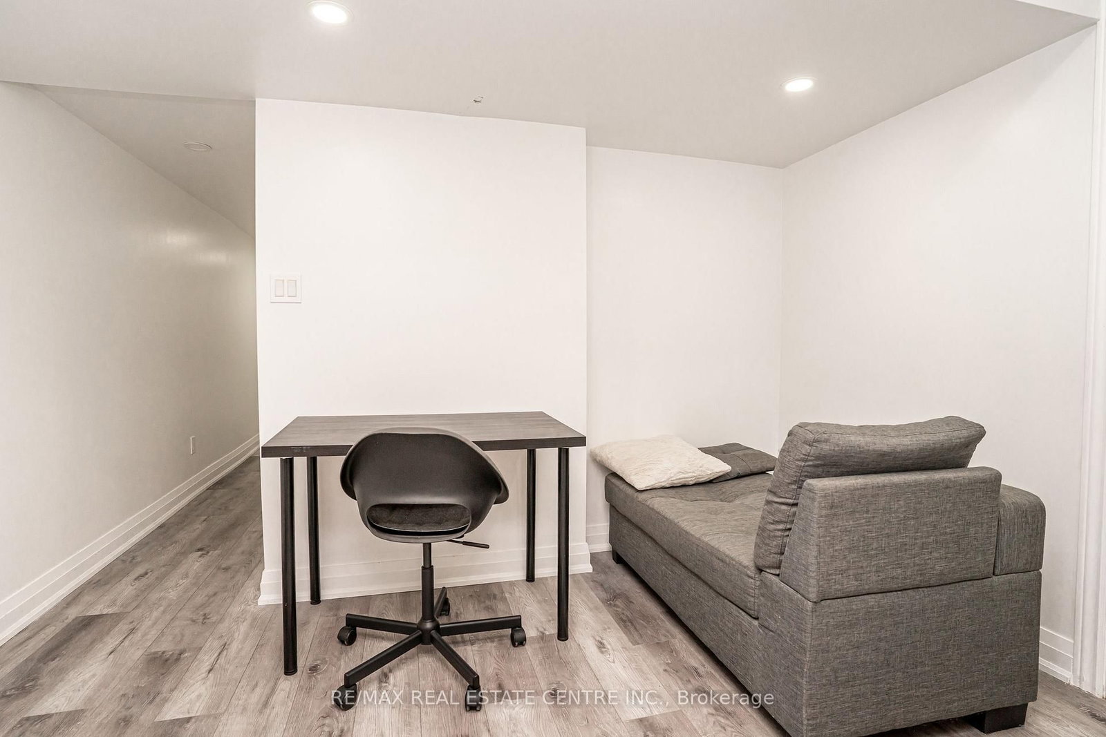 Listing Image 26