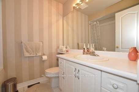 3531 Lakeshore Boulevard W, Unit 311 - Photo 8