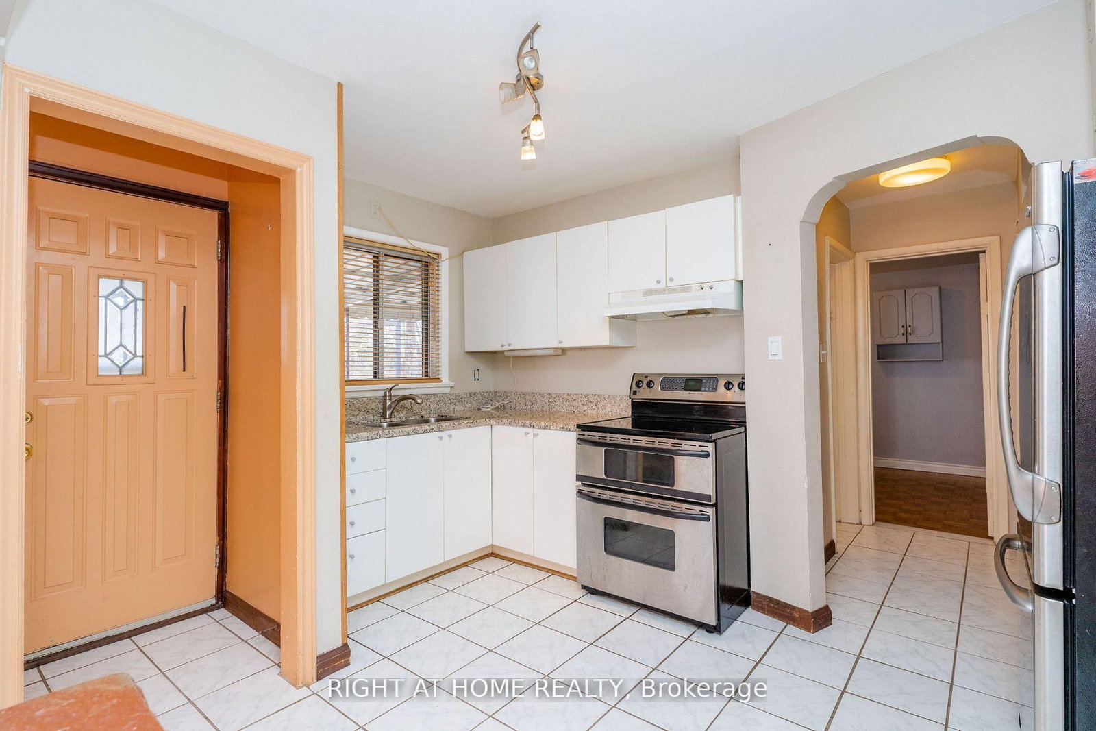 1045 Deta Road - Photo 15