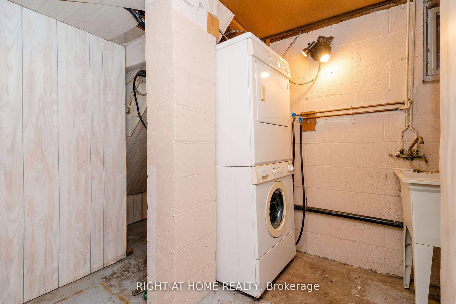 1045 Deta Road - Photo 23