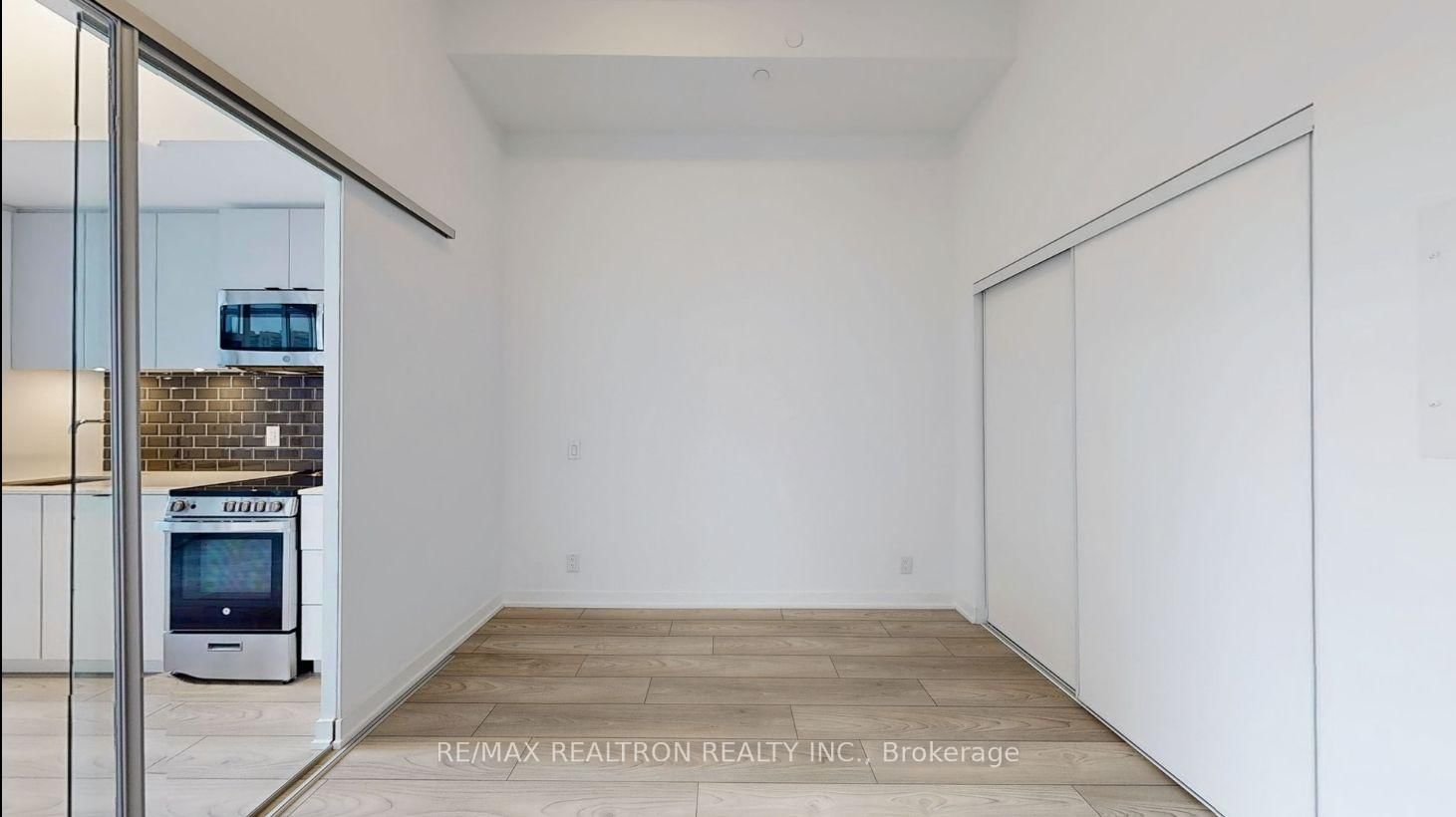 285 Dufferin Street, Unit 401 - Photo 9