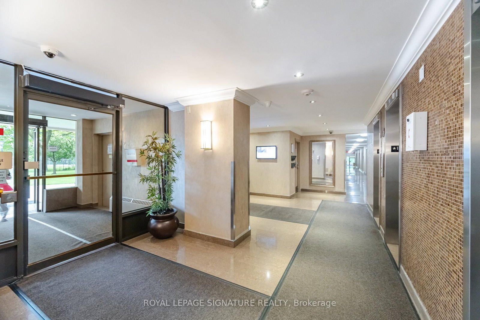 3170 Kirwin Avenue, Unit 1003 - Photo 46