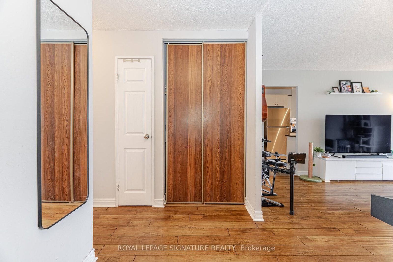 3170 Kirwin Avenue, Unit 1003 - Photo 6
