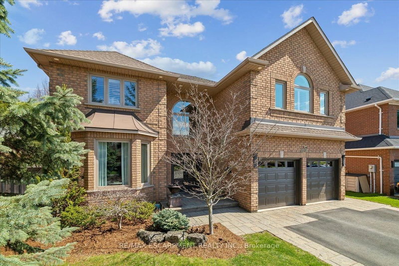 2101 Westoak Trails Blvd, Oakville, L6M 3L2 | Image 2