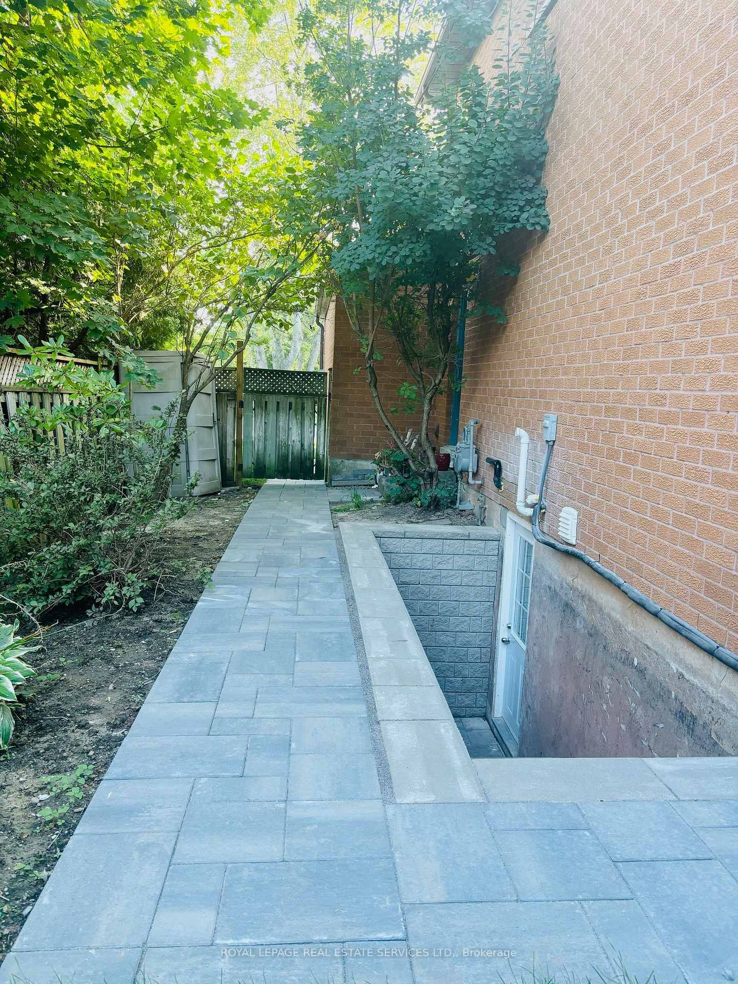 1397 Heritage Way, Unit Lower Level