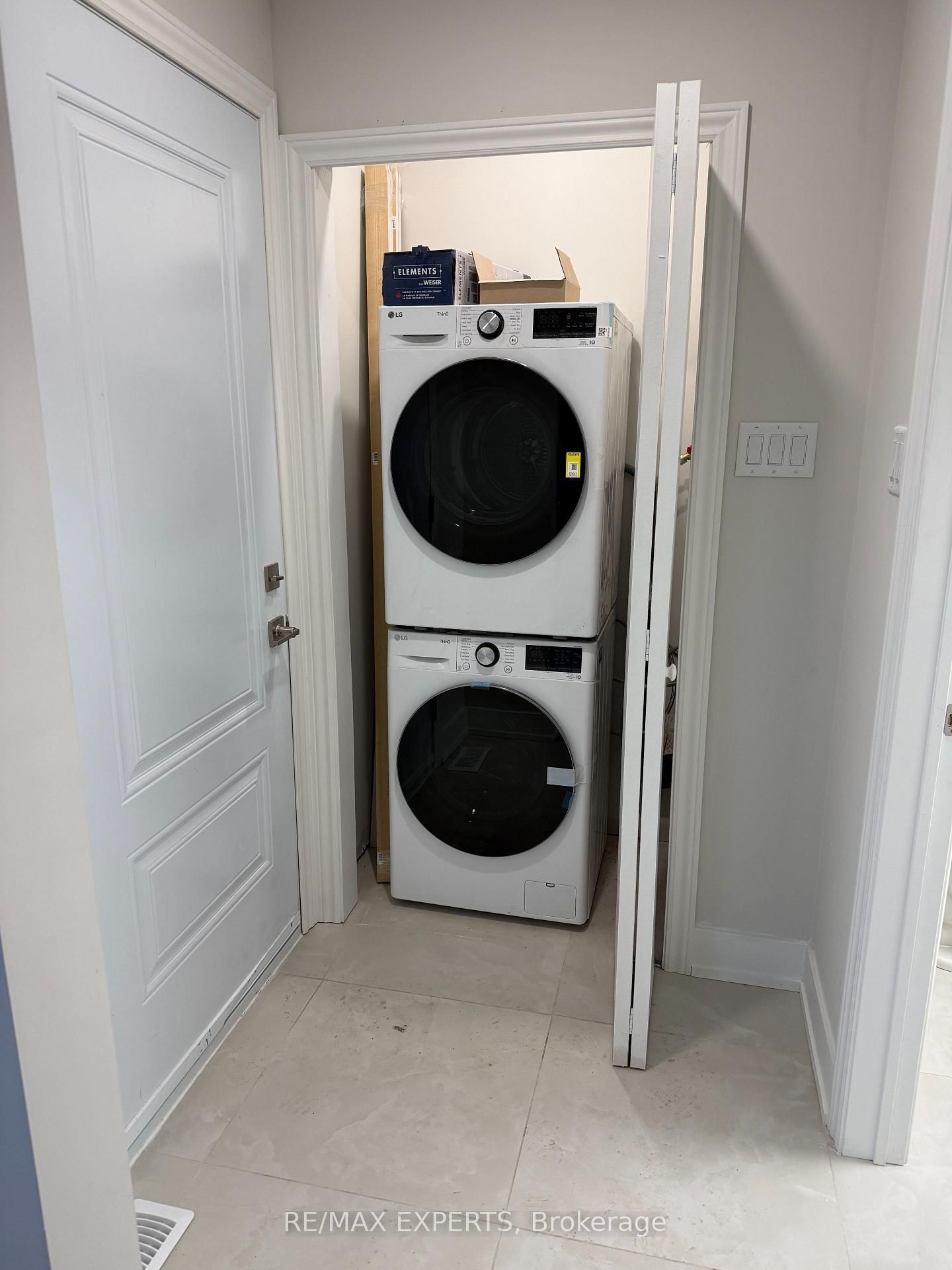 873 Hollyhill Court, Unit Main - Photo 6