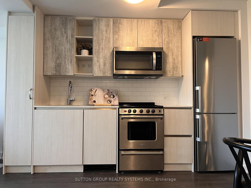 317 - 251 Manitoba St, Toronto, M8Y 0C7 | Image 2