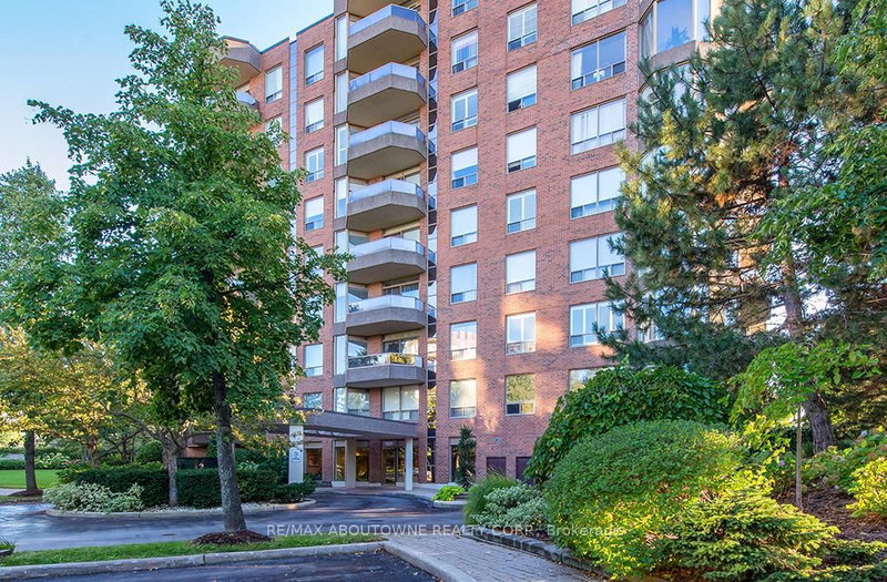 706 - 1901 Pilgrims Way, Oakville, L6M 2W9 | Image 2