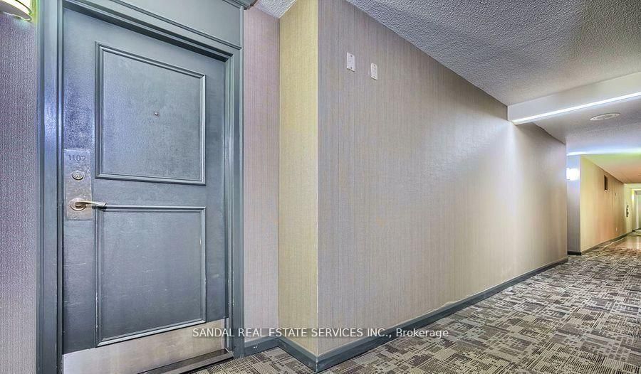 8 Lisa Street, Unit 1102 - Photo 5