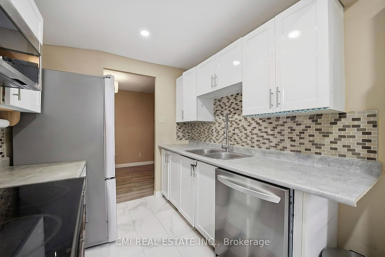 3 Lisa Street, Unit 308 - Photo 18