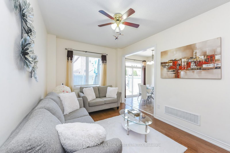 16 Altura Way, Brampton, L6P 4A1 | Image 3