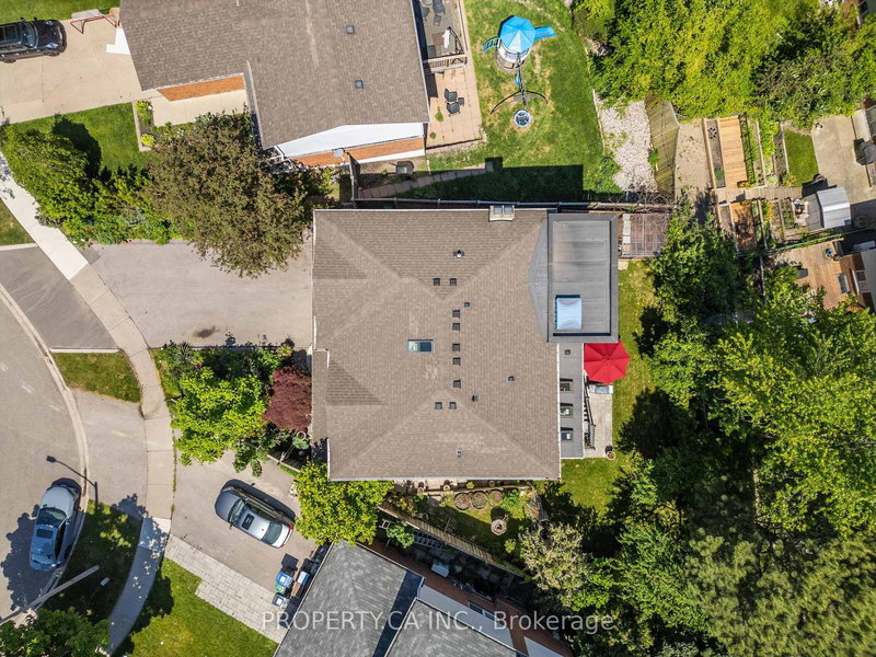 2788 Tallberg Crt, Mississauga, L5J 1T1 | Image 2