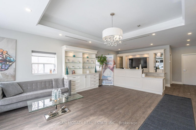 1651 Lakeshore Rd W, Mississauga, L5J 1J4 | Image 3