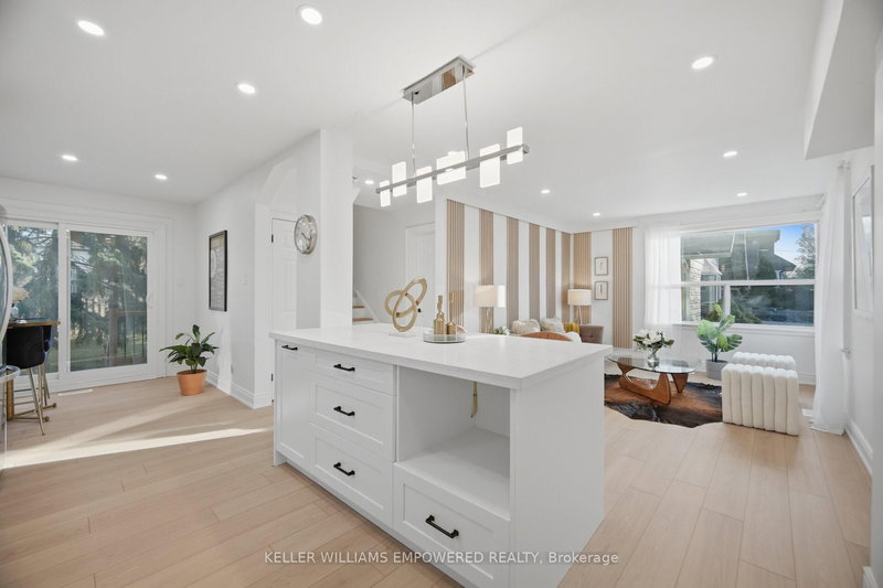 29 Genthorn Ave, Toronto, M9W 2S8 | Image 3