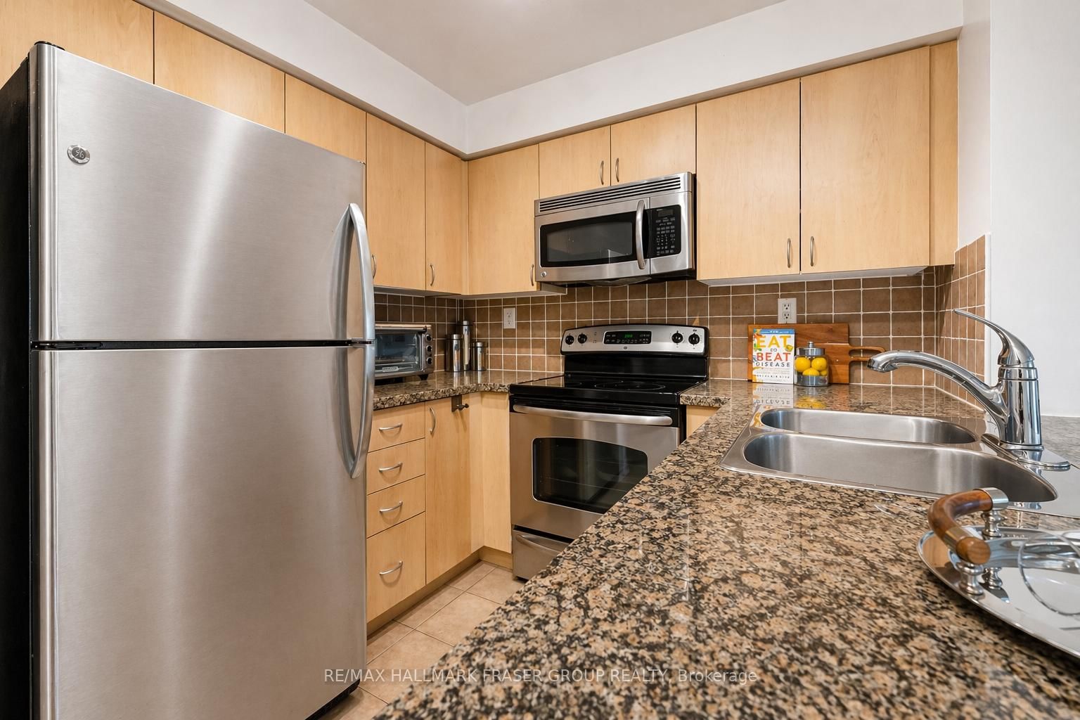 5 Michael Power Place, Unit 905 - Photo 17