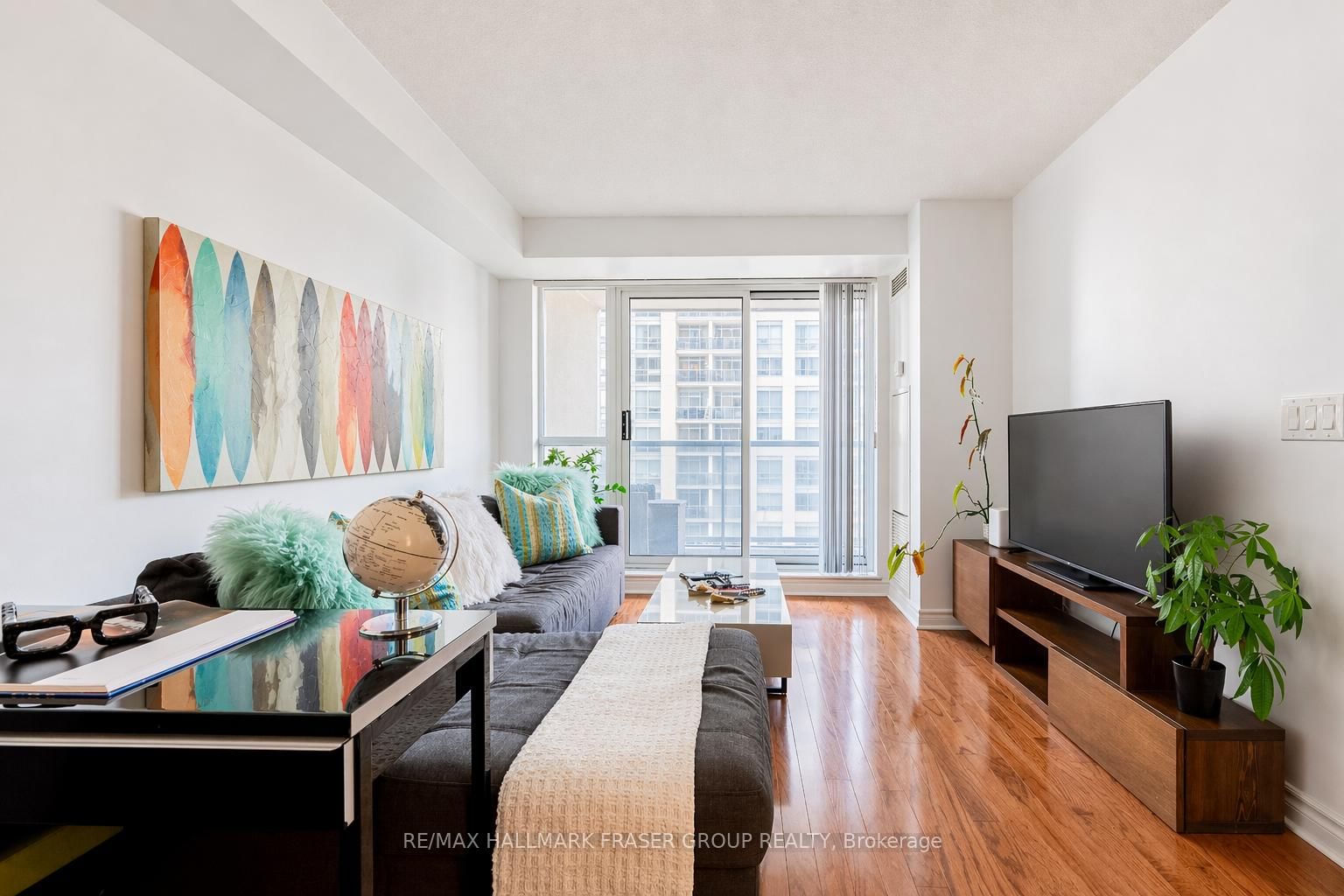 5 Michael Power Place, Unit 905 - Photo 4