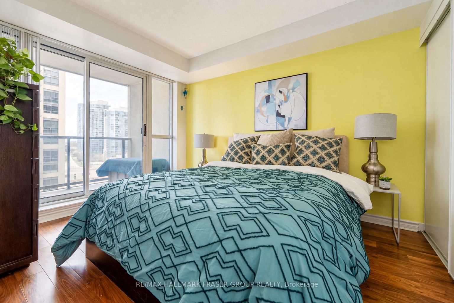 5 Michael Power Place, Unit 905 - Photo 9