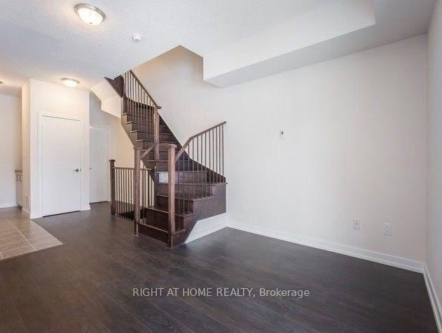 38 - 2059 Weston Rd, Toronto, M9N 1X7 | Image 3