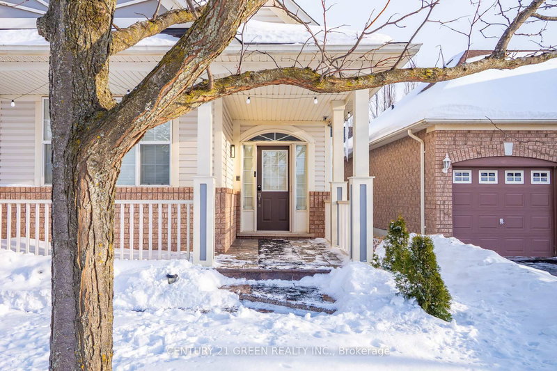 1666 Allan Cres, Milton, L9T 5Z6 | Image 3