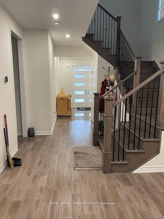 9 Affusion Rd E, Brampton, L7A 0H1 | Image 2