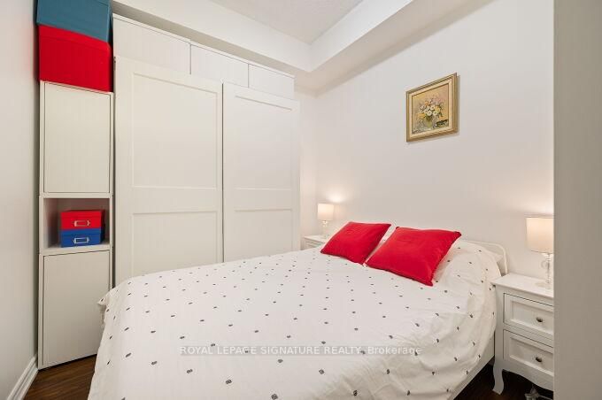 810 Scollard Court, Unit 1003 - Photo 21