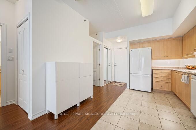 810 Scollard Court, Unit 1003 - Photo 8