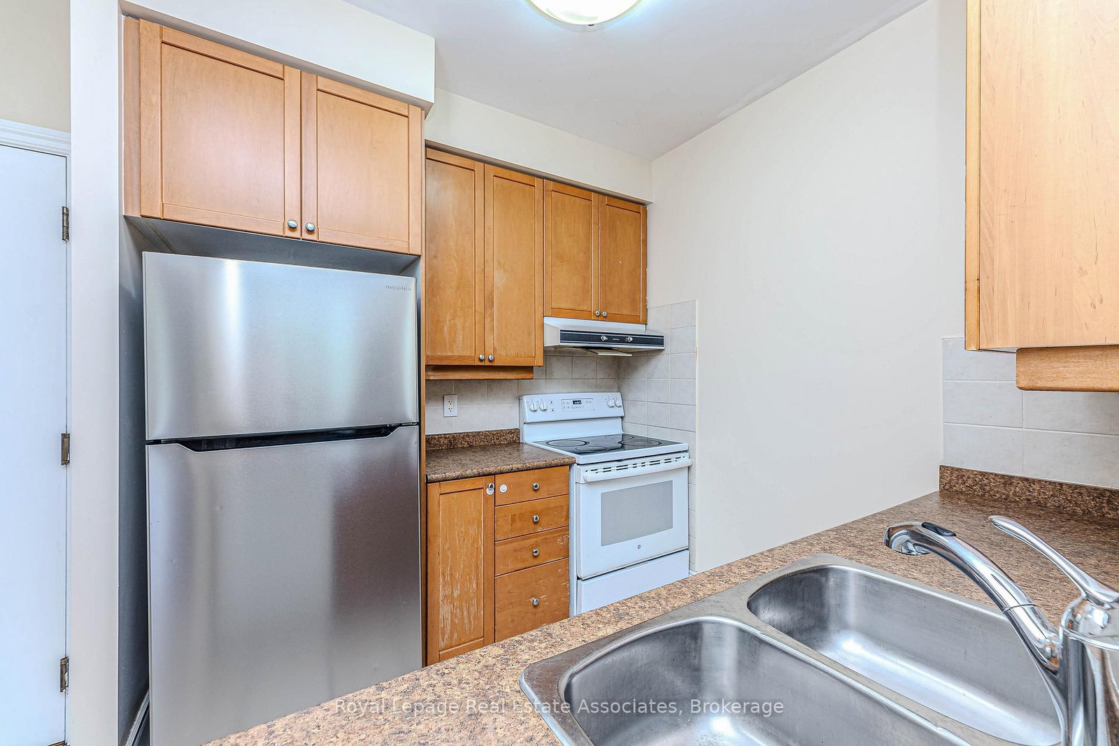 700 Humberwood Boulevard, Unit 128 - Photo 11