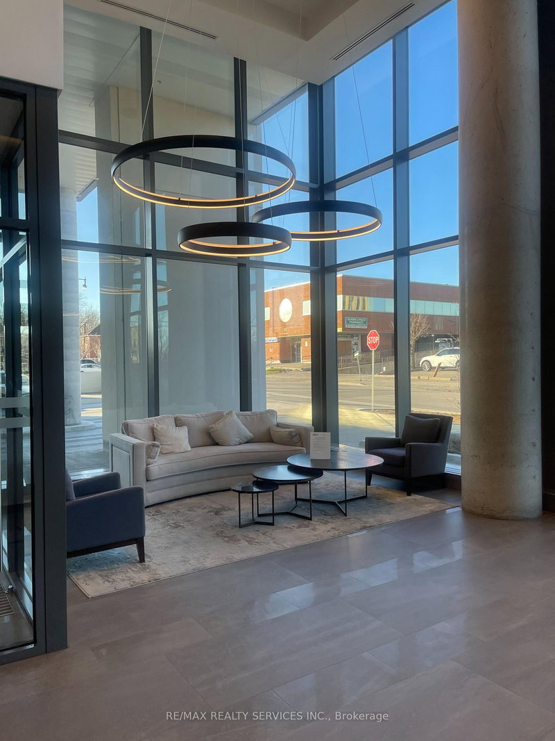 203 - 15 Lynch St, Brampton, L6W 0C7 | Image 3