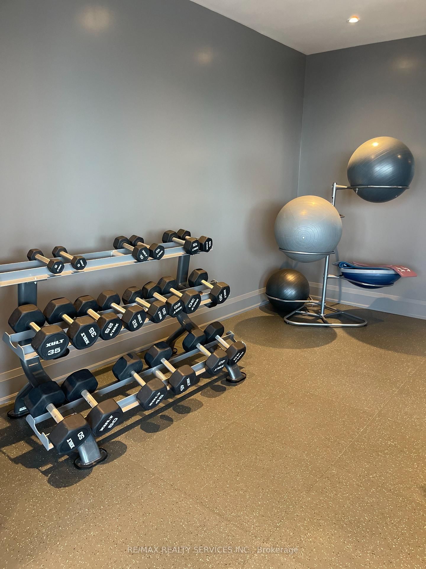 15 Lynch Street, Unit 203 - Photo 30