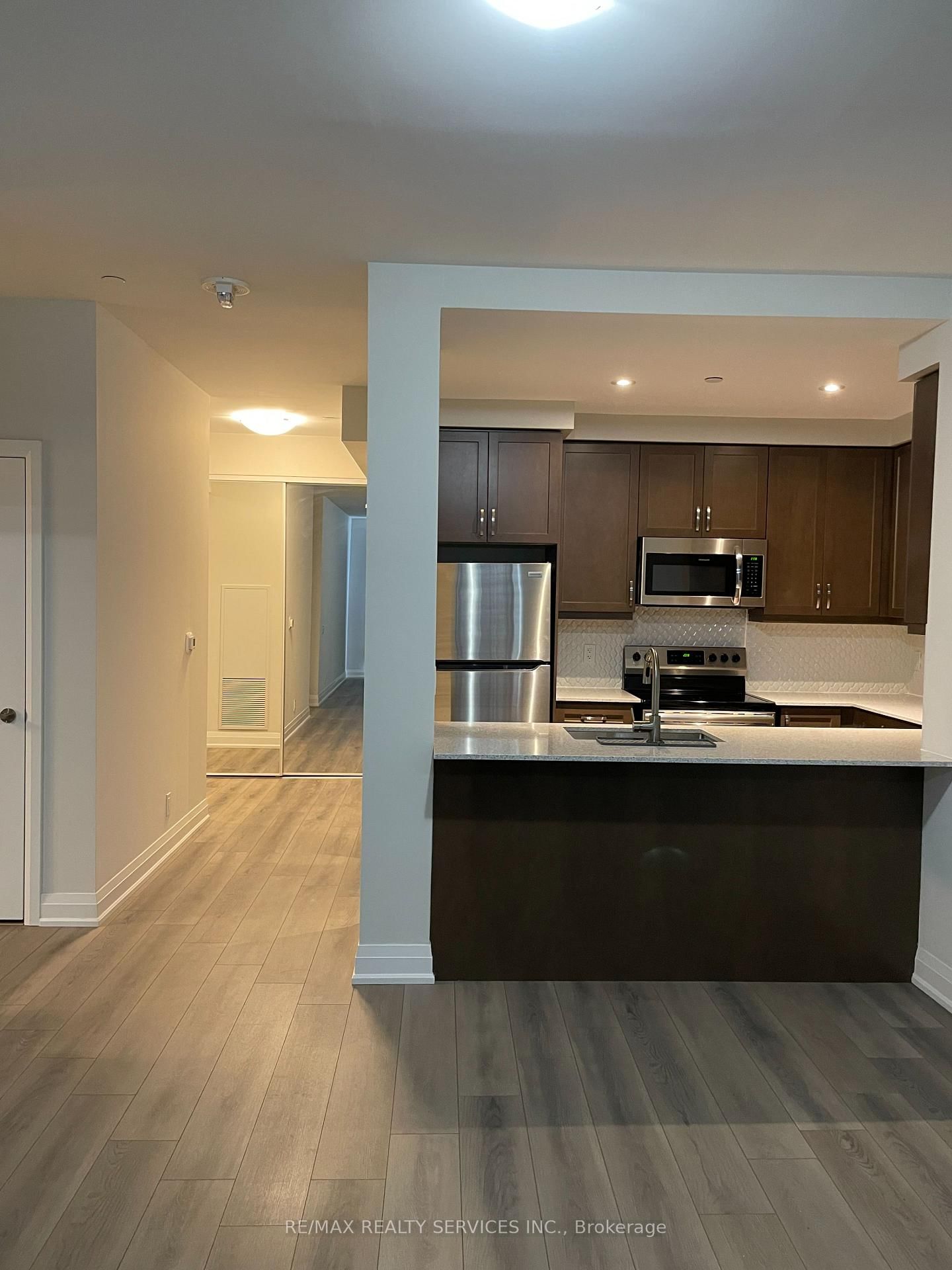 15 Lynch Street, Unit 203 - Photo 8