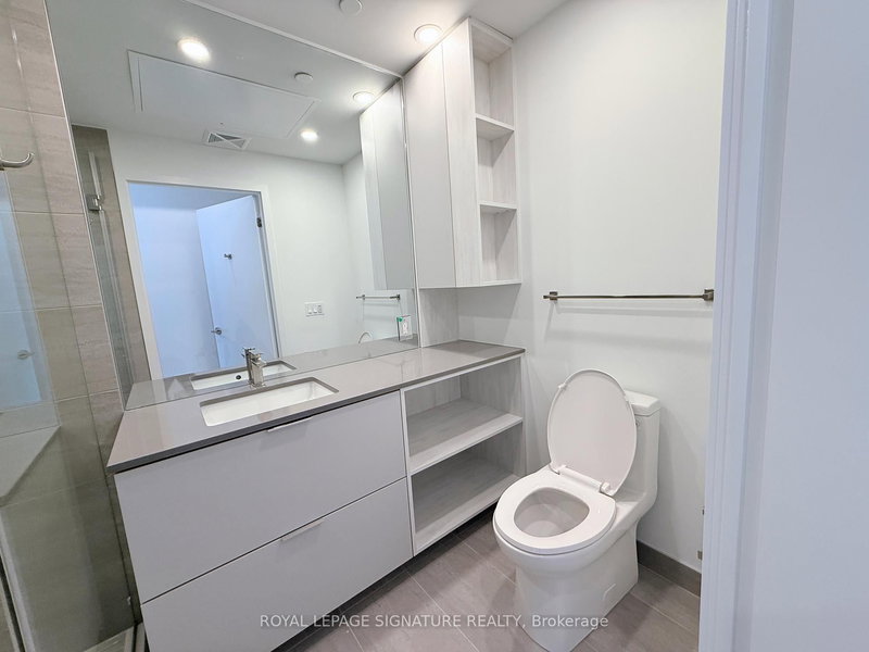 1311 - 1 Fairview Rd, Mississauga, L5A 0B4 | Image 3