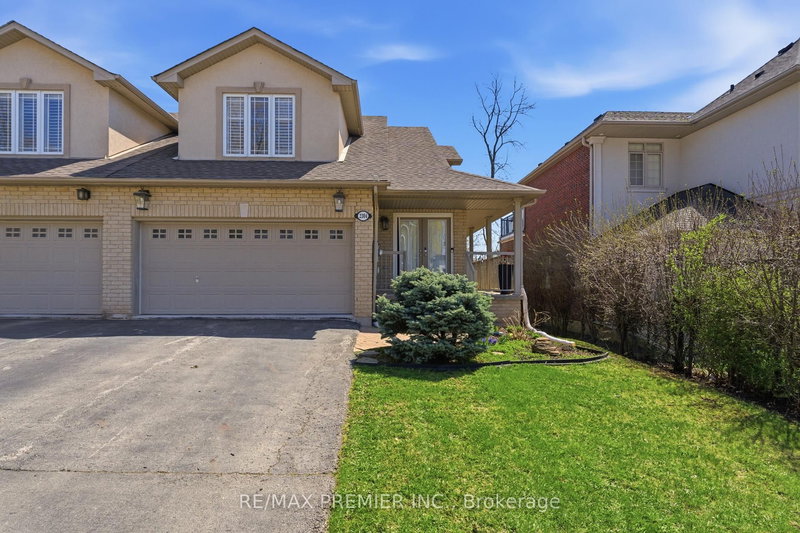 2304 Sovereign St, Oakville, Ontario