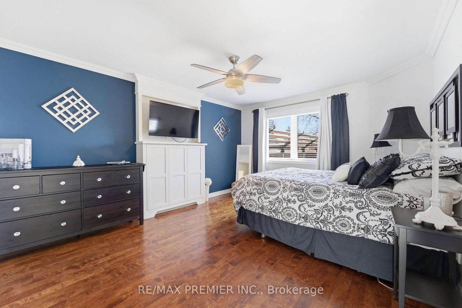 2304 Sovereign Street - Photo 16