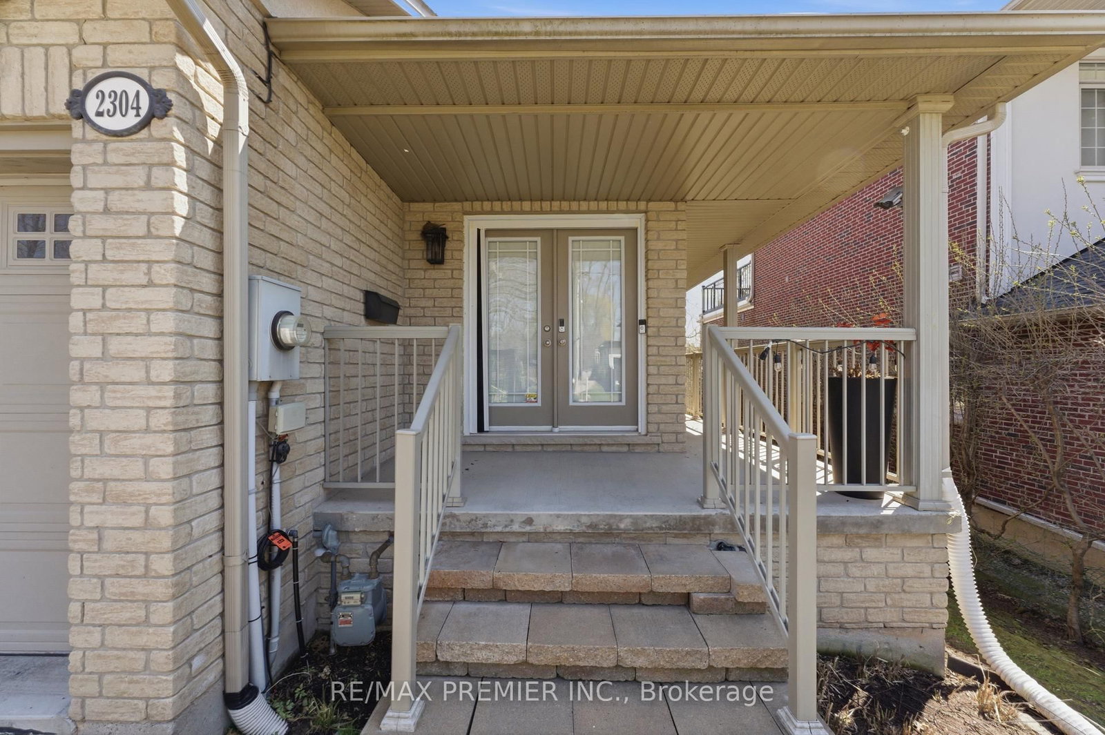 2304 Sovereign Street - Photo 2