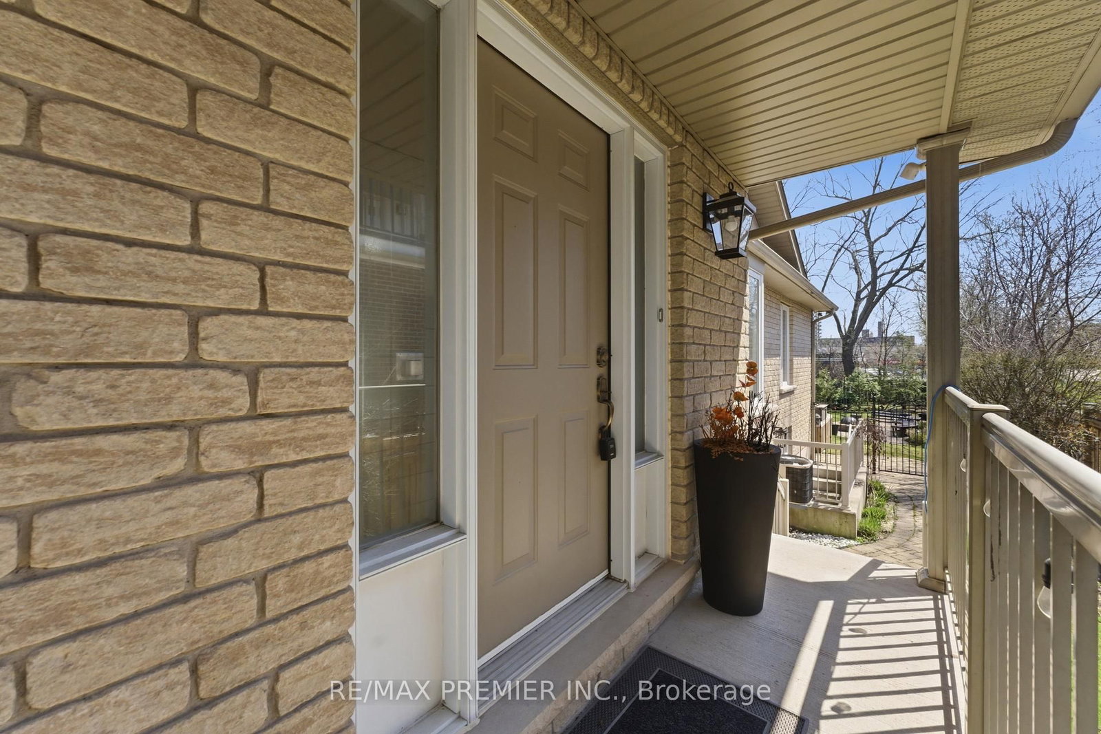 2304 Sovereign Street - Photo 3